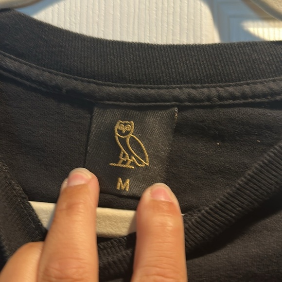 October’s Very Own OVO Black Classic Owl Gold Long Sleeve T-Shirt M tee Drake - Picture 2 of 6